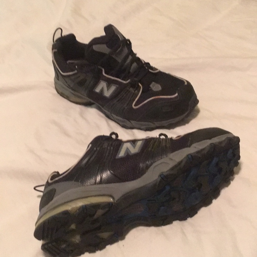 Tennis Shoes